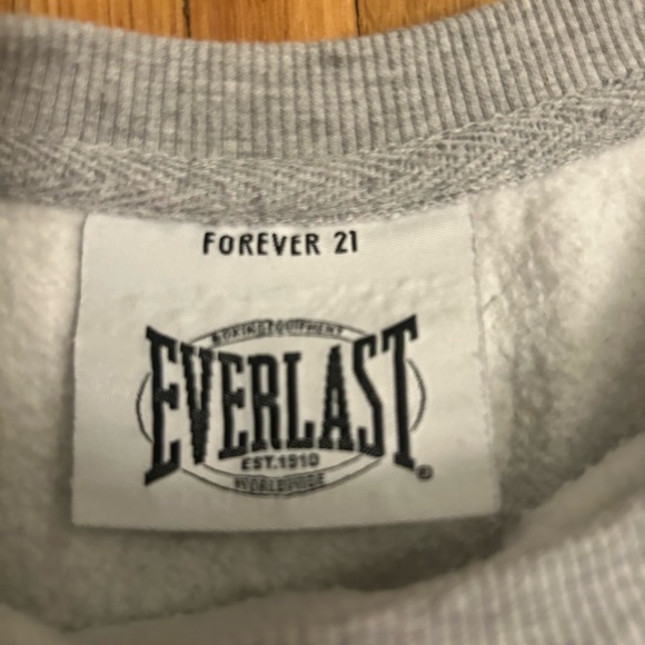 forever 21 ever last cropped sweatshirt - Picture 2 of 3